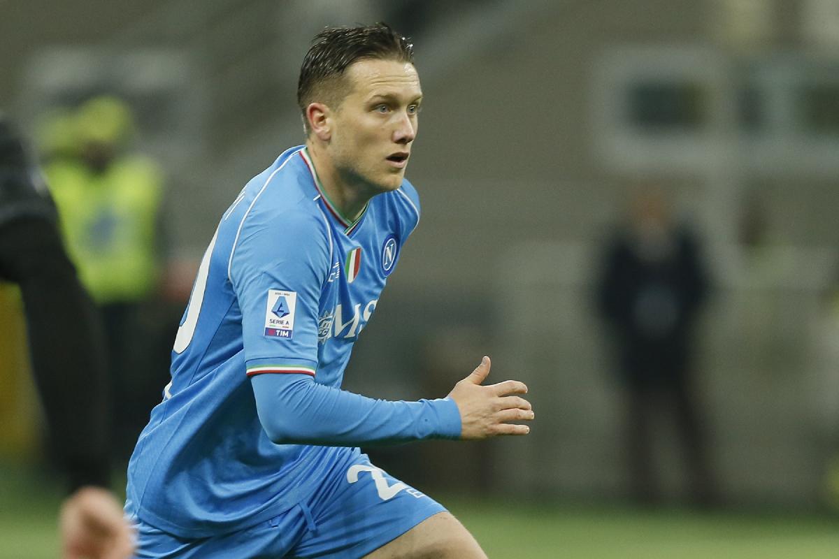 Zielinski All Inter Sostenute Le Visite Mediche Non Il Primo Caso Di Addio A Stagione In