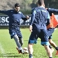 FOTOGALLERY CN24 - Insigne <i>a cavallo</i> di Gabbiadini e Sarri a colloquio con lo staff: gli scatti della rifinitura pre-Villarreal