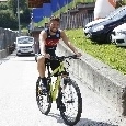 Dal Mertens ciclista, al <i>silenzio</i> di squadra: tutti gli scatti della mattina [FOTOGALLERY CN24]