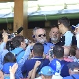 "Chi non salta juventino è!", e De Laurentiis diventa un ultrà!