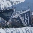 Clima infuocato al Briamasco: cori ironici contro i veronesi e fumogeni degli ultras del Napoli [FOTO CN24]