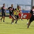 Rog scatenato in partitella, dribbling e gol a giro che beffa Sepe! [VIDEO]