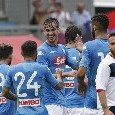 Napoli-Gozzano 4-0, gli highlights: gol alla Maradona di Ruiz! Verdi cucchiaio show, Grassi illumina. Bene Ounas [VIDEO]