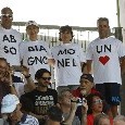 Seduta pomeridiana per il Napoli, spuntano delle maglie emozionanti sugli spalti: "Abbiamo un sogno nel cuore" [FOTO CN24]