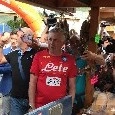 Dimaro - Visita a sorpresa di Ancelotti al mercato di Carciato [FOTO]