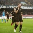 "E' l'attaccante pi&ugrave; forte della Roma". In casa Napoli c'&egrave; apprensione per Dzeko: scatta il piano Ancelotti