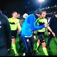 Furia Inter per il rigore nel finale: Gagliardini mostra le immagini ad Abisso sul cellulare [FOTO]