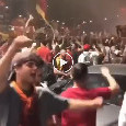 Vergogna tifosi Roma, coro shock contro Napoli durante festeggiamenti Conference | VIDEO