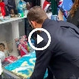 Il gesto di Edoardo De Laurentiis in onore di Maradona ai Quartieri Spagnoli | VIDEO CN24