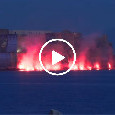 Napoli, spettacolo sul Lungomare: Castel dell'Ovo in fiamme per lo scudetto! VIDEO
