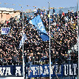 “De Laurentiis la senti questa voce… vendi il Napoli”, contestazione dei tifosi contro ADL