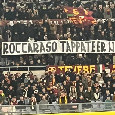 Roma, disgustoso striscione esposto all'Olimpico contro Napoli: "Roccaraso, tappate er naso" | FOTO