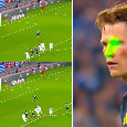 Grecia-Scozia, McTominay infastidito dal laser segna lo 0-1 su calcio di rigore! | FOTO