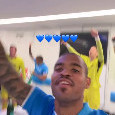 Ngonge incalza coi festeggiamenti Scudetto negli Spogliatoi del Napoli | VIDEO