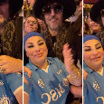 Festa Scudetto Napoli, spunta anche Cruciani con Rita De Crescenzo | VIDEO