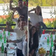 Scudetto Napoli, Politano e famiglia in festa intonano: "Pedro Pedro" | VIDEO