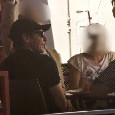 Antonio Conte è a Napoli, in attesa dell'incontro con ADL: si gode la città in zona Chiaia | FOTO