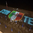 Conte resta a Napoli, meraviglioso omaggio di Palazzo Petrucci dopo la notizia | FOTO