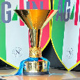 La coppa scudetto esposta a Palazzo Petrucci: guardate quanto è bella | VIDEO