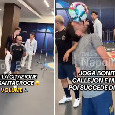 Show Mertens-Callejon, palleggi pre partita ma poi sfiorano il 'disastro' | VIDEO