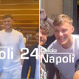 Visite terminate per Beukema! Foto e autografi coi tifosi, pronta la partenza per Dimaro | VIDEO