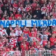 Clamoroso striscione contro il Napoli in Bundesliga! Non c'entra l'Eintracht | VIDEO