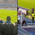 Lukaku, cori e sfottÃ² dei tifosi del Chelsea: Un nostro scarto, corri per un hot dog! | VIDEO