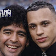 Samurai Jay <i>porta</i> Maradona a Sanremo 2026: il post social insieme a Diego | FOTO