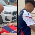 "Castro, vieni a Napoli!", poi spunta Italiano fra i tifosi azzurri prima della gara | VIDEO CN24