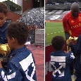 Lukaku premiato dai suoi figli con la Scarpa d'Oro: "&Egrave; un miracolo che io sia qui, devo ringraziare il dottor Maesschalck! Futuro? Torno a Napoli dopo il Mondiale e si vedr&agrave;" | FOTO