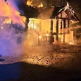 Incendio a Dimaro vicino al ritiro del Napoli, vigili del fuoco impegnati tutta la notte