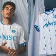 La SSC Napoli ed EA7 presentano N&aacute;poles, la Maglia Away 2026/27 nel segno di Diego e del Boca: subito in vendita | VIDEO