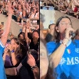 Emma Marrone show all'Arena Flegrea: canta il suo tormentone con la maglia del Napoli! | VIDEO