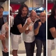 "Forza Napoli", nostalgia Cavani: siparietto con alcuni tifosi azzurri | VIDEO
