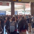 Tifosi del Napoli arrivano in stazione a Venezia e partono i cori: "Noi vogliamo l'alta marea!"