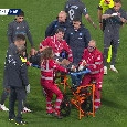Infortunio Lobotka in Monza-Napoli: fuori in barella, le condizioni | FOTO