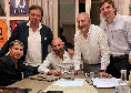 Napoli-Olivera, spuntano gli scatti della firma sul contratto: c'&egrave; anche Giuntoli | FOTOGALLERY