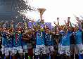 Di Lorenzo alza la Coppa dello Scudetto, il Napoli &egrave; Campione d'Italia: le emozioni allo stadio Maradona | FOTOGALLERY CN24