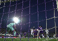 Un'azione di Fiorentina-Napoli è la scena madre della stagione da incubo degli azzurri