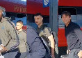 &quot;Grazie ragazzi&quot;. Tifoso del Napoli incontra la squadra sulla banchina del treno | VIDEO