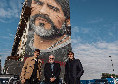 Omaggio a Maradona: ADL, Conte e Di Lorenzo anche al murale di San Giovanni | FOTO