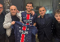 Kvaratskhelia al PSG, l'intermediario svela: &quot;Trattativa in gran silenzio da sei mesi! Grazie a Jugeli e alla famiglia, persone serie&quot; | FOTO