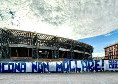 Curva A e B, striscione prima di Napoli-Genoa: &quot;Ancona non mollare!&quot; | FOTO