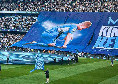 Il Manchester City saluta De Bruyne: coreografia allo stadio e mosaico dedicato | FOTO