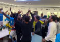 Scudetto Napoli: anche Billing mostra i festeggiamenti dallo spogliatoio | VIDEO