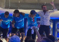 &Egrave; Manna-show alla festa scudetto: balla e si diverte coi calciatori del Napoli | VIDEO