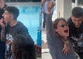 Festa scudetto a bordo piscina! Giocatori in delirio, cantano e ballano fino all'alba | VIDEO