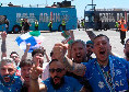 Bus scoperto a Napoli: tutto pronto per la festa scudetto sul Lungomare | VIDEO