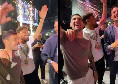 Politano scatenato al concerto di Gigi D'Alessio, canta a squarciagola: &quot;Como suena el coraz&oacute;n&quot; | VIDEO