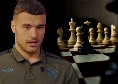 Buongiorno: Gioco a scacchi fin da bambino, ma mai prima delle partite! Quante sfide con Milinkovic-Savic. Mi sento un po' Torre e un po' Donna